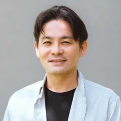 ヒデアキ